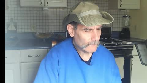 Ray online show from 12-01-25, 09:58