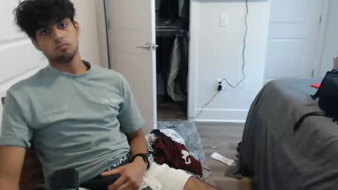 raymondg8596 online show from 09-16-25, 06:31