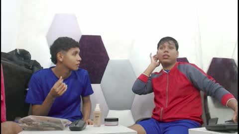 Snapshot of raystewart_ chatting on 11-01-25, 02:13 raystewart online show from 11-01-25, 02:13