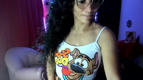 Snapshot of rayza_mature_ chatting on 12-22-24, 11:31 Danna online show from 12-22-24, 11:31