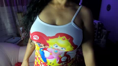 Snapshot of rayza_mature_ chatting on 03-02-25, 01:26 Danna online show from 03-02-25, 01:26