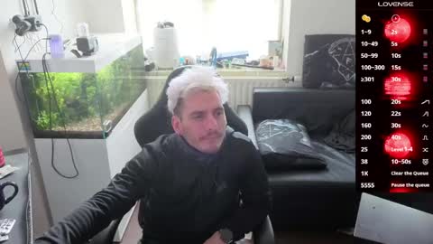 Rayzel online show from 04-04-26, 10:57