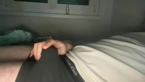 rbnaustiiin online show from 01-01-25, 06:27