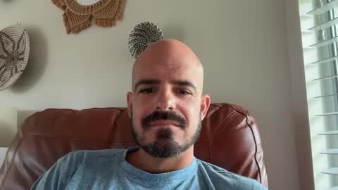 Snapshot of rcskimmer87 chatting on 10-23-25, 05:33 rcskimmer87 online show from 10-23-25, 05:33