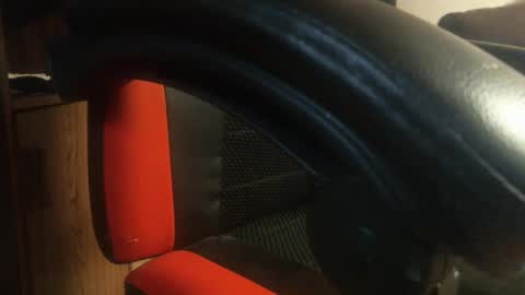 Snapshot of rdyforitall chatting on 01-04-25, 04:23 Mr Nice online show from 01-04-25, 04:23