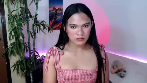 Snapshot of ready2care4youbabe chatting on 02-25-25, 02:25 Beth online show from 02-25-25, 02:25