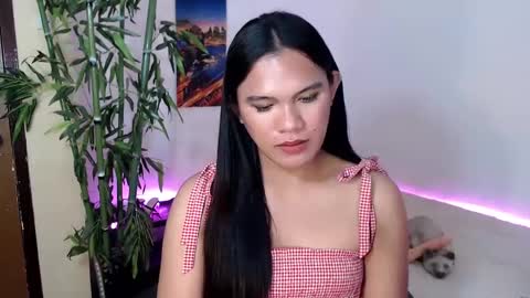 Snapshot of ready2care4youbabe chatting on 02-25-25, 05:30 Beth online show from 02-25-25, 05:30