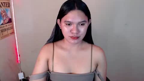 Snapshot of ready2care4youbabe chatting on 05-03-26, 12:49 Beth online show from 05-03-26, 12:49