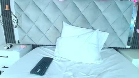 DONCELLA online show from 06-03-26, 01:36