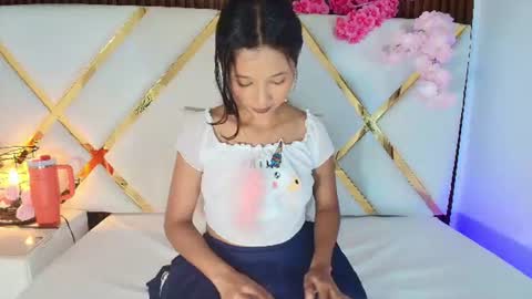 Snapshot of real_doncella_pussy chatting on 06-19-26, 06:56 DONCELLA online show from 06-19-26, 06:56