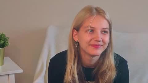 Melissa online show from 09-14-25, 10:47