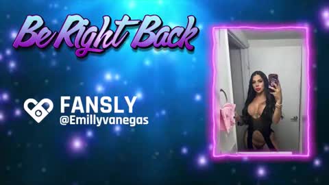Snapshot of real_scarletbrightxx chatting on 01-17-26, 09:29 Emilly Andrea online show from 01-17-26, 09:29
