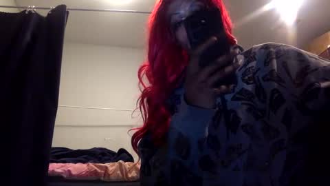 Snapshot of realdrewreynolds chatting on 02-12-26, 11:44 tranzGODess online show from 02-12-26, 11:44