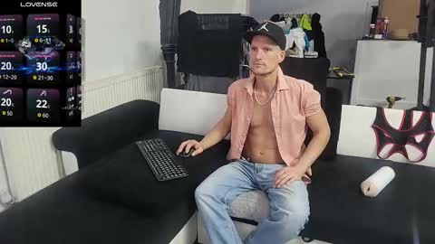 Ask me online show from 12-22-25, 01:13