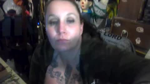 Snapshot of reallyredrum69th chatting on 03-17-26, 04:50 reallyredrum69th online show from 03-17-26, 04:50