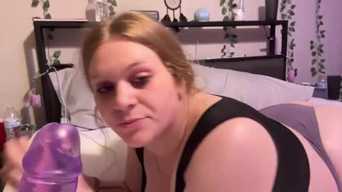 Snapshot of realpurp_ chatting on 01-14-25, 11:27 Preston Stella online show from 01-14-25, 11:27