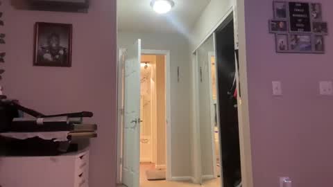 Snapshot of realpurp_ chatting on 02-05-25, 08:21 Preston Stella online show from 02-05-25, 08:21