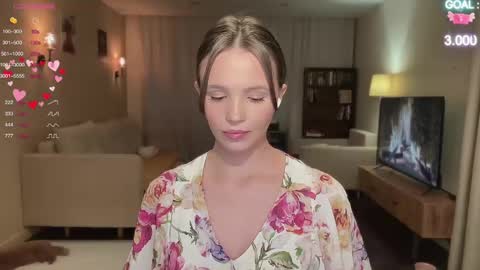 Snapshot of realsupermichael chatting on 02-08-25, 09:25 AliceEve online show from 02-08-25, 09:25