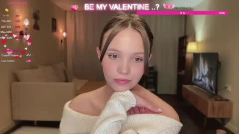 Snapshot of realsupermichael chatting on 02-11-25, 08:10 AliceEve online show from 02-11-25, 08:10