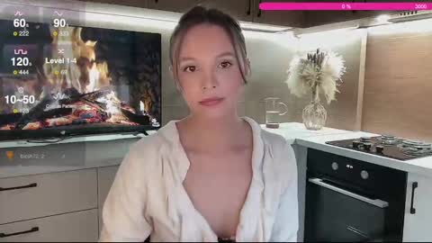 Snapshot of realsupermichael chatting on 02-26-25, 06:04 AliceEve online show from 02-26-25, 06:04