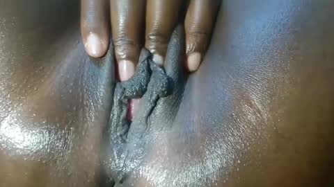 Snapshot of realwetpussy3 chatting on 01-10-26, 07:26 Realwetpussy online show from 01-10-26, 07:26