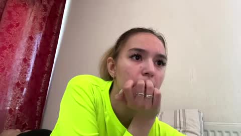Risa online show from 05-05-26, 06:10