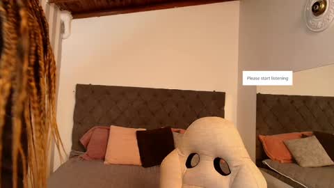 I invite you to my birthday on November 3th  online show from 03-01-25, 03:32