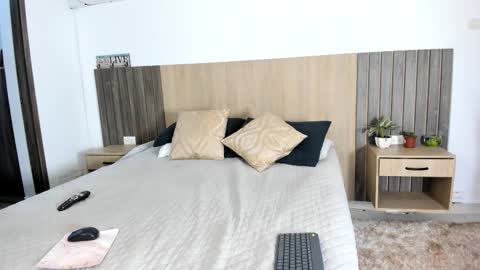 I invite you to my birthday on November 3th  online show from 02-04-26, 08:03