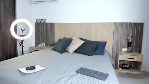 I invite you to my birthday on November 3th  online show from 02-17-26, 08:04