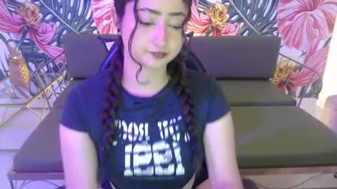 Snapshot of rebeca_dreams chatting on 07-14-26, 08:47 Rebeca dreams online show from 07-14-26, 08:47