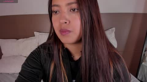 Snapshot of rebeca_williams_ chatting on 06-06-26, 12:43 Rebeca Williams online show from 06-06-26, 12:43