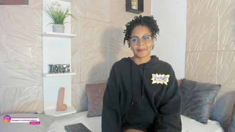 Snapshot of rebecablack_ chatting on 05-30-26, 01:41 Rebeca Black online show from 05-30-26, 01:41