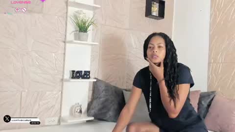 Snapshot of rebecablack_ chatting on 06-29-26, 12:38 Rebeca Black online show from 06-29-26, 12:38