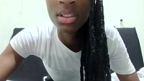 Tu mami Rebecca online show from 05-27-26, 12:13