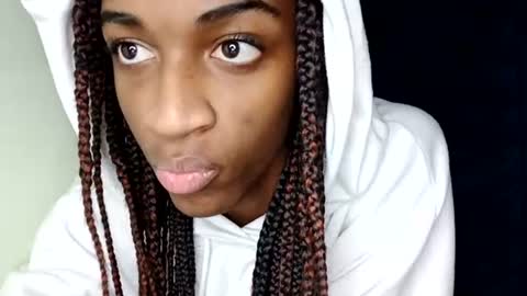 Tu mami Rebecca online show from 07-14-26, 02:05