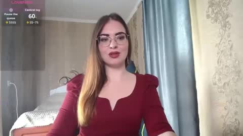 Rebecca online show from 04-11-26, 09:24