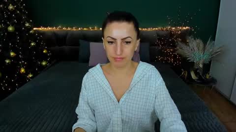 rebecca_diamonds online show from 01-08-25, 05:59
