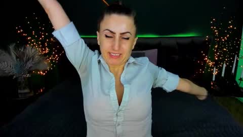 rebecca_diamonds online show from 01-19-26, 06:39