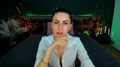 rebecca_diamonds online show from 03-05-26, 07:48