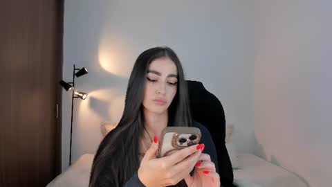 Snapshot of rebeccabaxter chatting on 07-16-26, 01:44 Rebecca online show from 07-16-26, 01:44