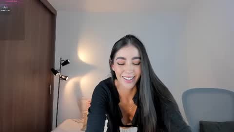 Snapshot of rebeccabaxter chatting on 07-30-26, 12:42 Rebecca online show from 07-30-26, 12:42