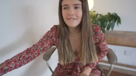 Snapshot of rebeccastonee chatting on 05-12-26, 08:17 - Maria - Of rebeccastonec - telegram online show from 05-12-26, 08:17