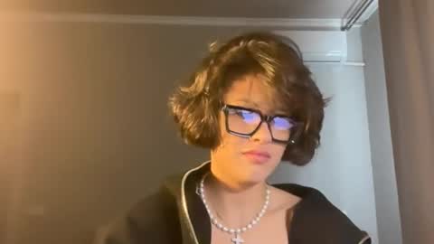 Rebecca online show from 10-21-25, 12:06