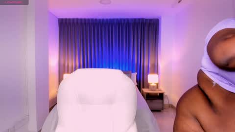 Snapshot of rebeka_spencer chatting on 01-17-25, 03:23 rebeka online show from 01-17-25, 03:23