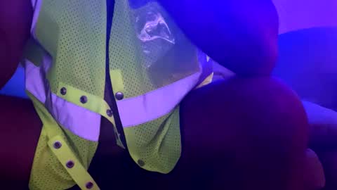 Snapshot of record_no_no chatting on 01-24-25, 03:32 DMCA online show from 01-24-25, 03:32