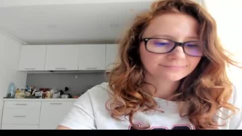 Lolanaturalred online show from 03-28-26, 12:05