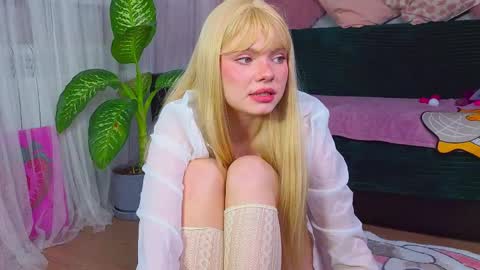 red__candy online show from 04-22-26, 01:34