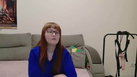 Lisa online show from 11-10-25, 03:33