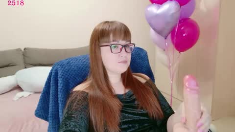 Snapshot of red_fox777 chatting on 05-31-26, 02:24 Lisa online show from 05-31-26, 02:24