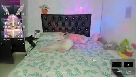 Snapshot of red_girlofficial chatting on 05-18-26, 04:51 Taliana online show from 05-18-26, 04:51